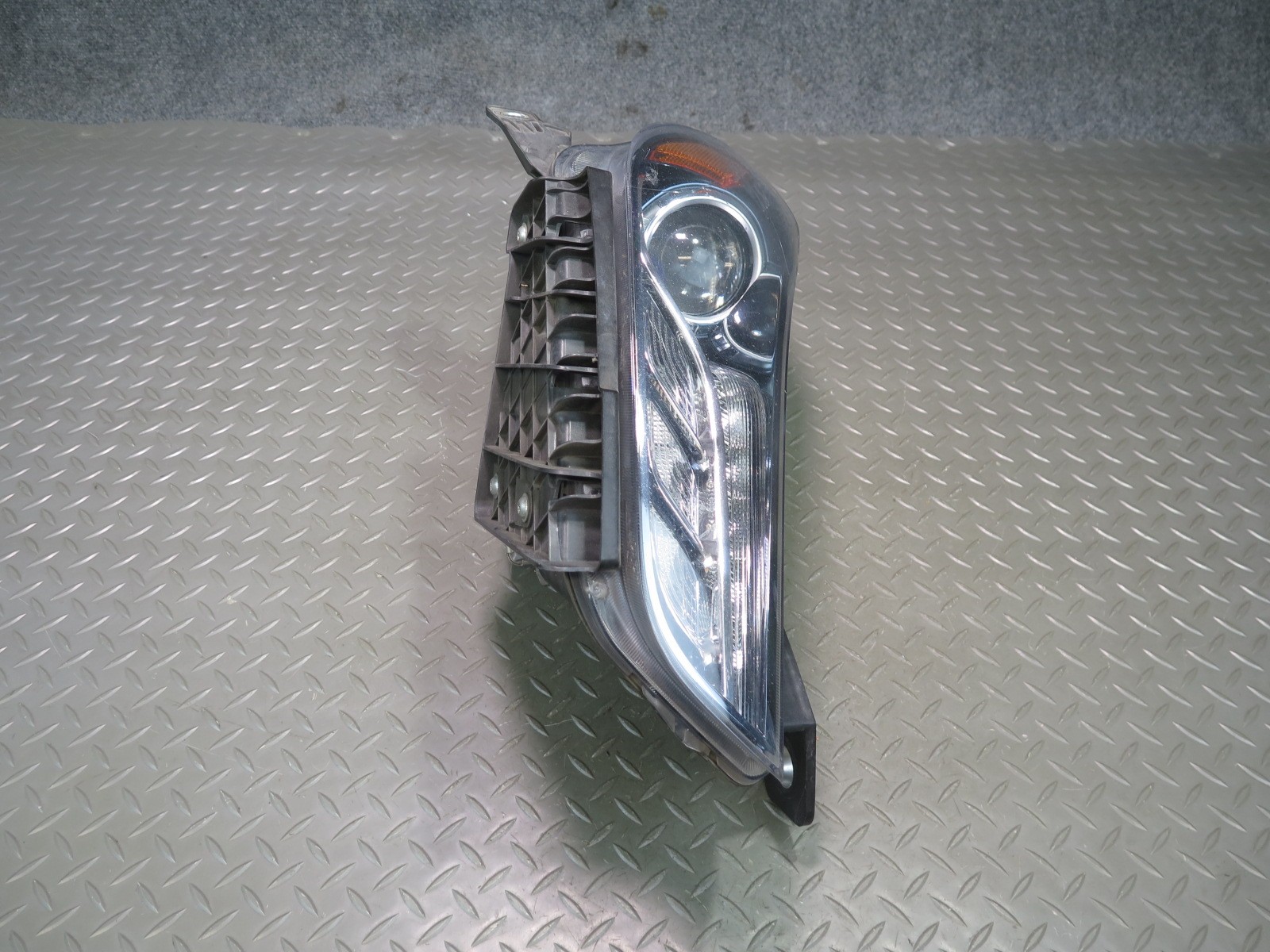 2014-2017 MASERATI GHIBLI M157 RIGHT PASS SIDE ADAPTIVE XENON HID HEADLIGHT LAMP