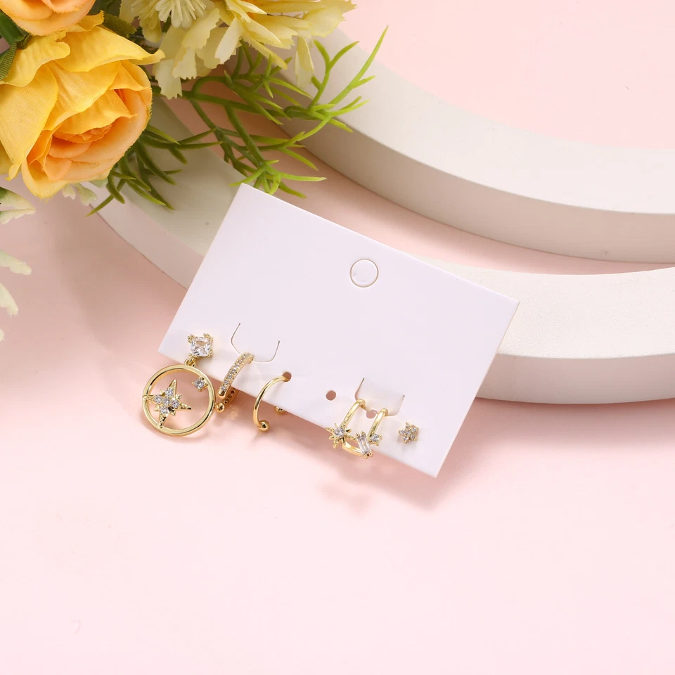 Juego de pendientes de oro de cinco piezas, pendientes de oro, pila de pendientes, juego de pendientes Foto 2 de 4