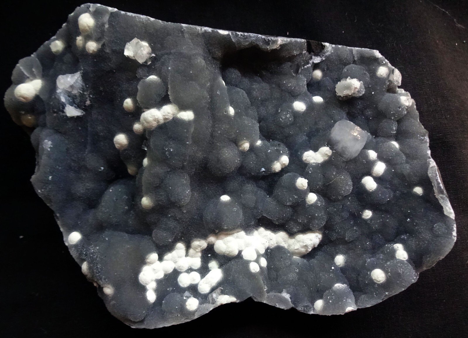 Stunning fluorite balls with apophyllite crystals on chalcedony matrix