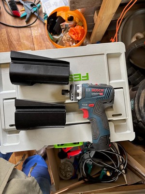Bosch GSR 12V-35 FC Bohrmaschinenhalter Halterung - Custom 3D Printed - Fits with Attachmen