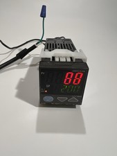 YOKOGAWA UT150-VN/AL Temperature Controller
