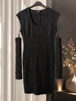 Elegantes schwarzes Kleid Gr. 42 mit Armstulpen   sexy & stilvoll Apart 