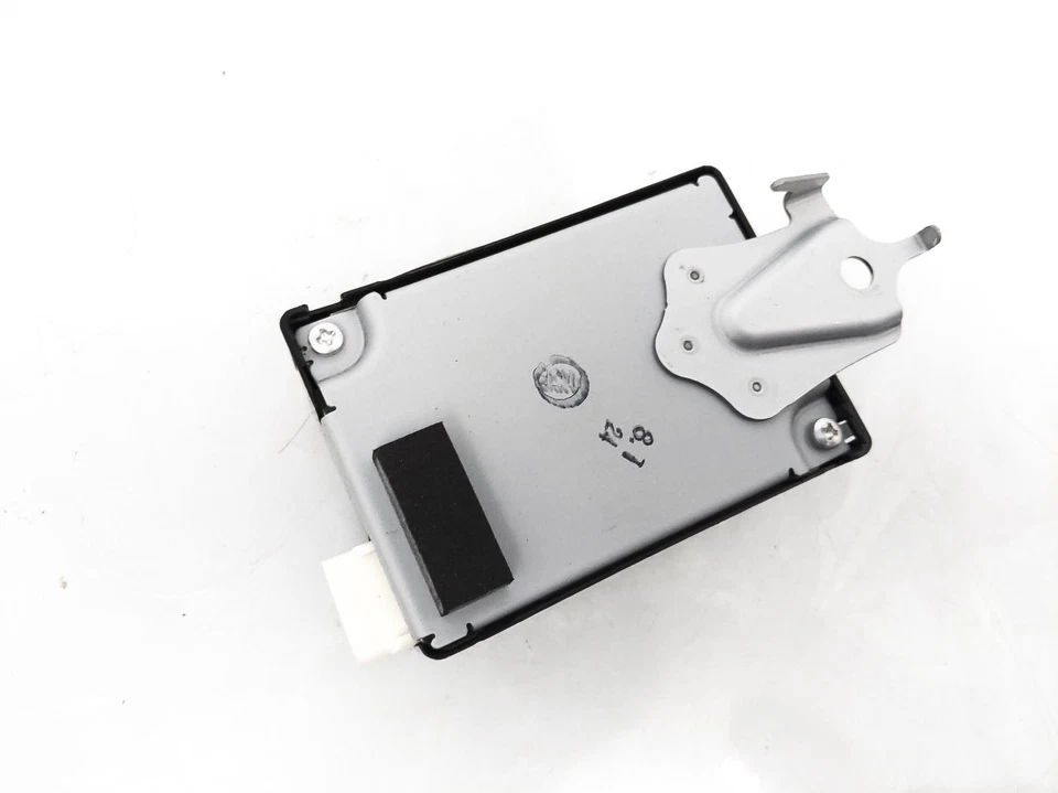 2014-2019 Toyota Corolla Tpms Receiver Control Module Unit 897A0-02011 - Image 4 of 4