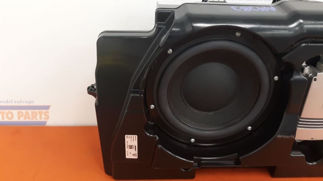 Bose Rear Subwoofer 95B035481 Fits 2015 Porsche Macan 95b OEM for 