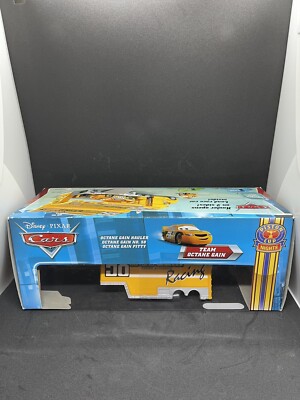カーズ マテル team octane gain set Disney Cars Multi-Packs Team Octane Gain 1:55 Diecast Car Set