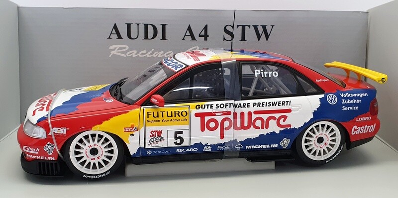 ミニカー UTmodels AUDI A4 STW 1/18 UTmodels AUDI A4 STW 1/18