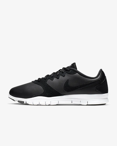 nike flex essential ladies trainers