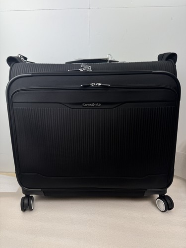 Samsonite Silhouette 18 Garment Bag Spinner Suitcase Luggage, Black