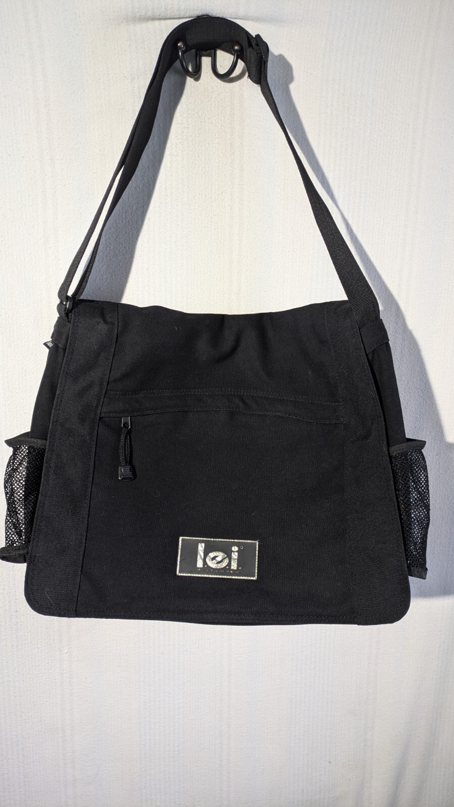 Y2K l.e.i. Butterfly Messenger Bag in Black Nylon