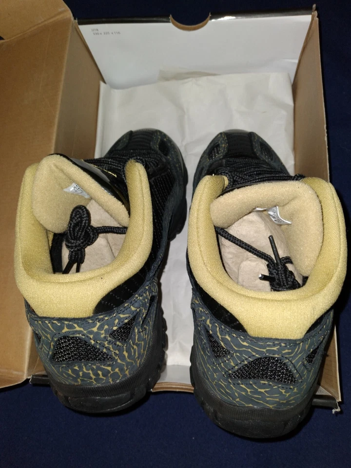  Jordan 11 Retro Bajo IE. Wmns 316318071. Lanzado 2007, talla W11/M9.5 Nuevo con caja Foto 3 de 4