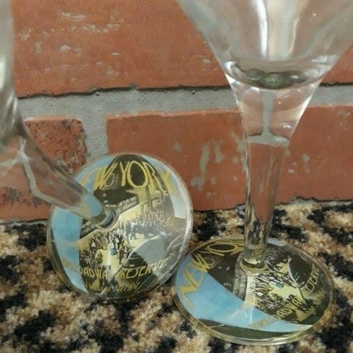 USA NY NEW YORK Broadway Wine Bottle Set Gift Reserve TWO GLASSES NYC Graphic eBay