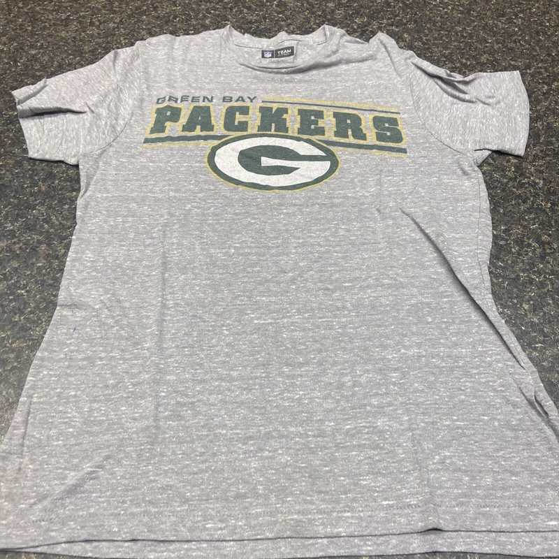 Green Bay Packers Graphic Team Apparel  Medium Mens Tshirt