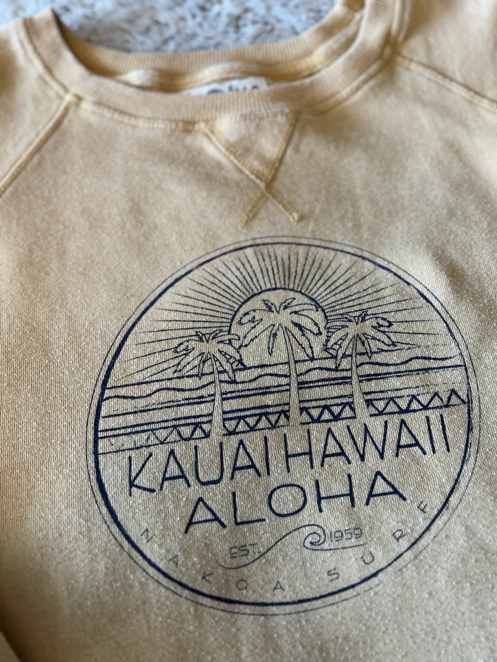 Sudadera Azul 84 Hawaii Aloha Bronceado Suave Cuello Redondo Talla Mediana Foto 2 de 4