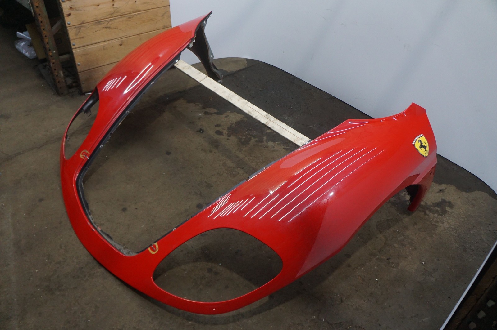 Front Fender Cone Clip Wing Panel Shell 65392611 Ferrari 360 Modena 2001 *Note*
