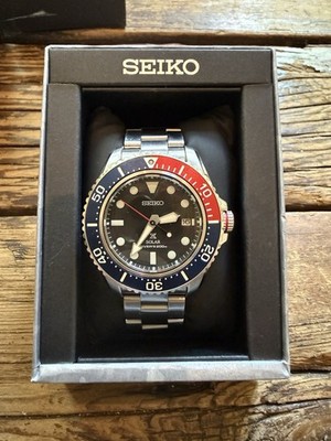 New Seiko Prospex Sea Diver's 200m Solar Men's Watch SNE595