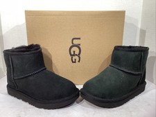 UGG Youth Girls Size 13 EU 31 Black Suede Classic Mini II Lined Boots AJ-462