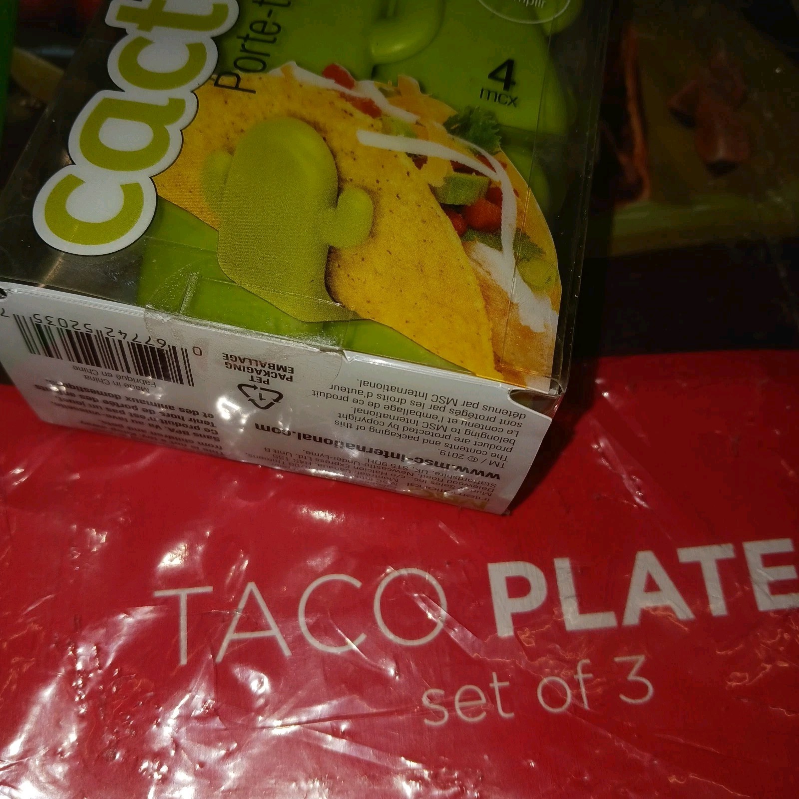 3 Taco Holder Divider Plate Trays & 4 Taco Holders. New