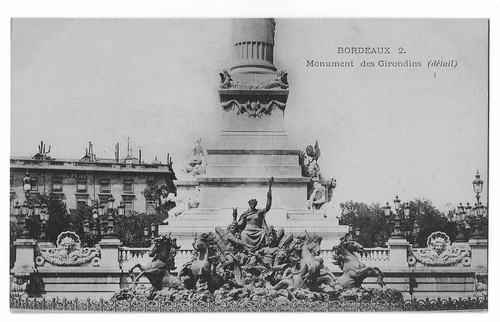33 BORDEAUX LE MONUMENT DES GIRONDINS GROUPE NORD