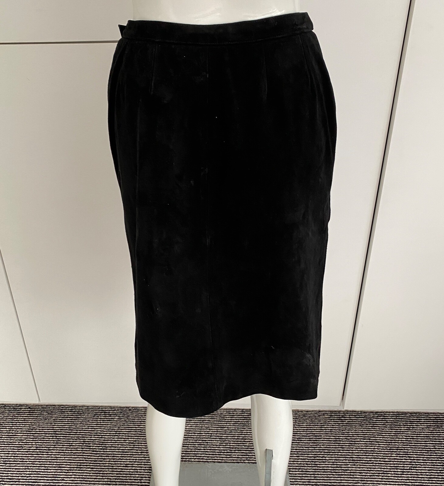 GONNA VINTAGE YVES SAINT LAURENT RIVE GAUCHE PELLE SCAMOSCIATA BORCHIE ORO FRANCESE TAGLIA 36