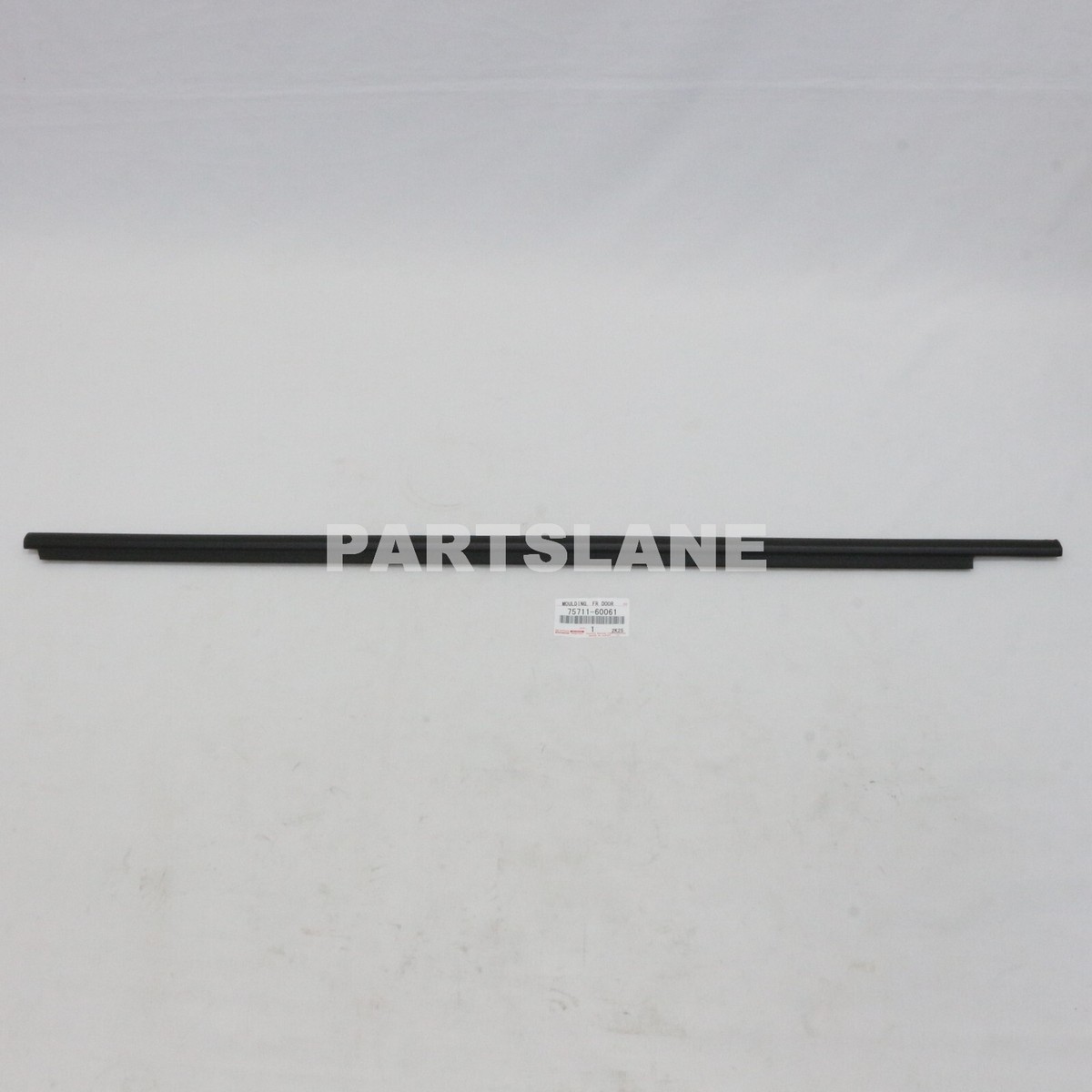 2005-2015 Toyota OEM Genuine Front Door Belt Moulding RH | 75711
