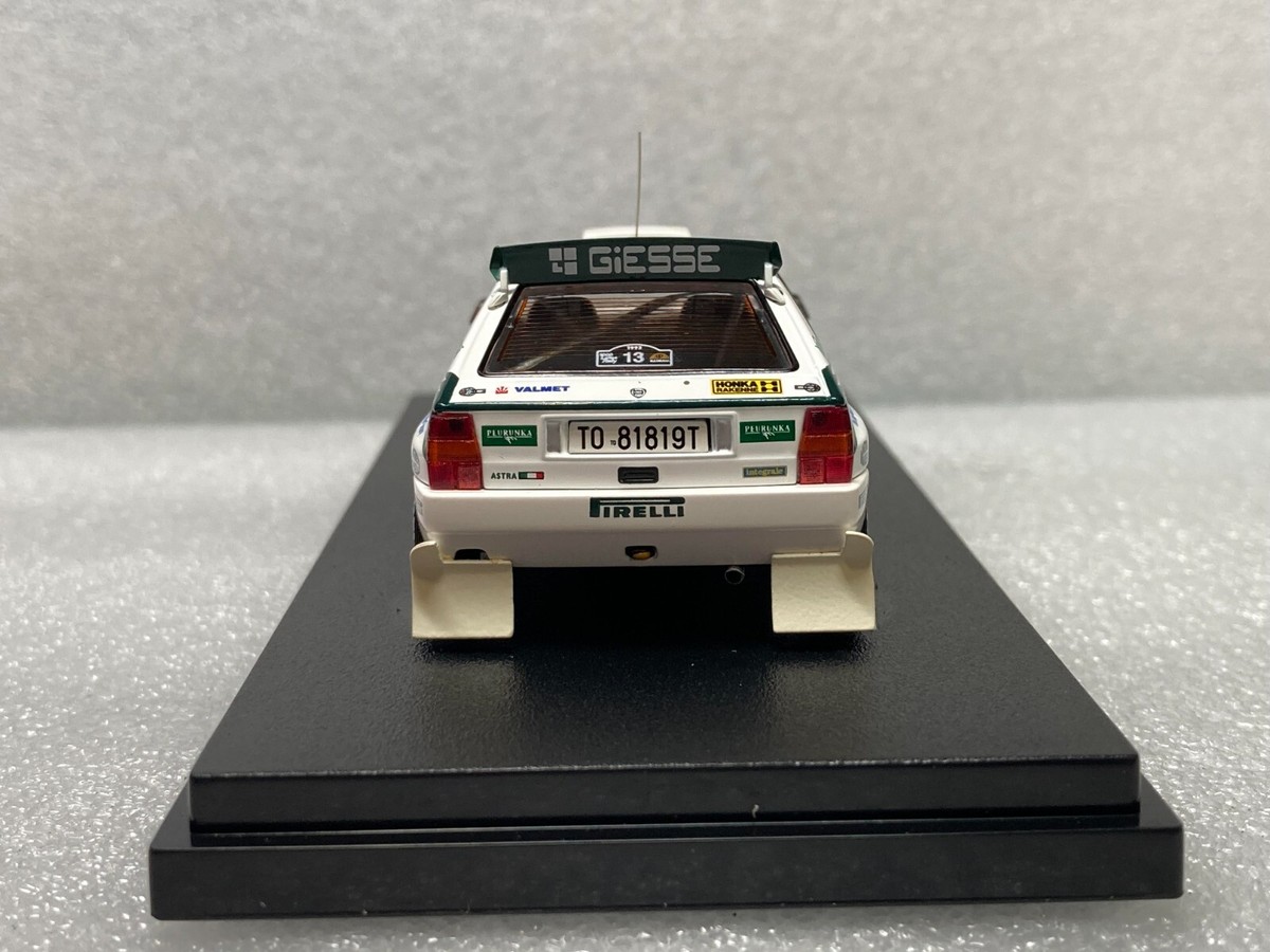 HPI Racing 1/43 8224 Lancia Delta HF Integrale #13 1000 LAKES 1993