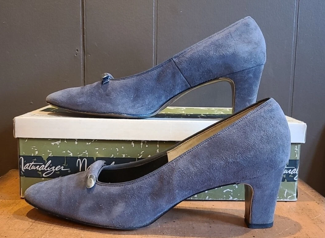Naturalizer cheap gray pumps