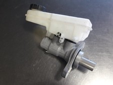 Maître-cylindre de frein Mitsubishi COLT