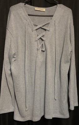 Audrey 3+1 Sweater Size L Large Minor Thread Pulls