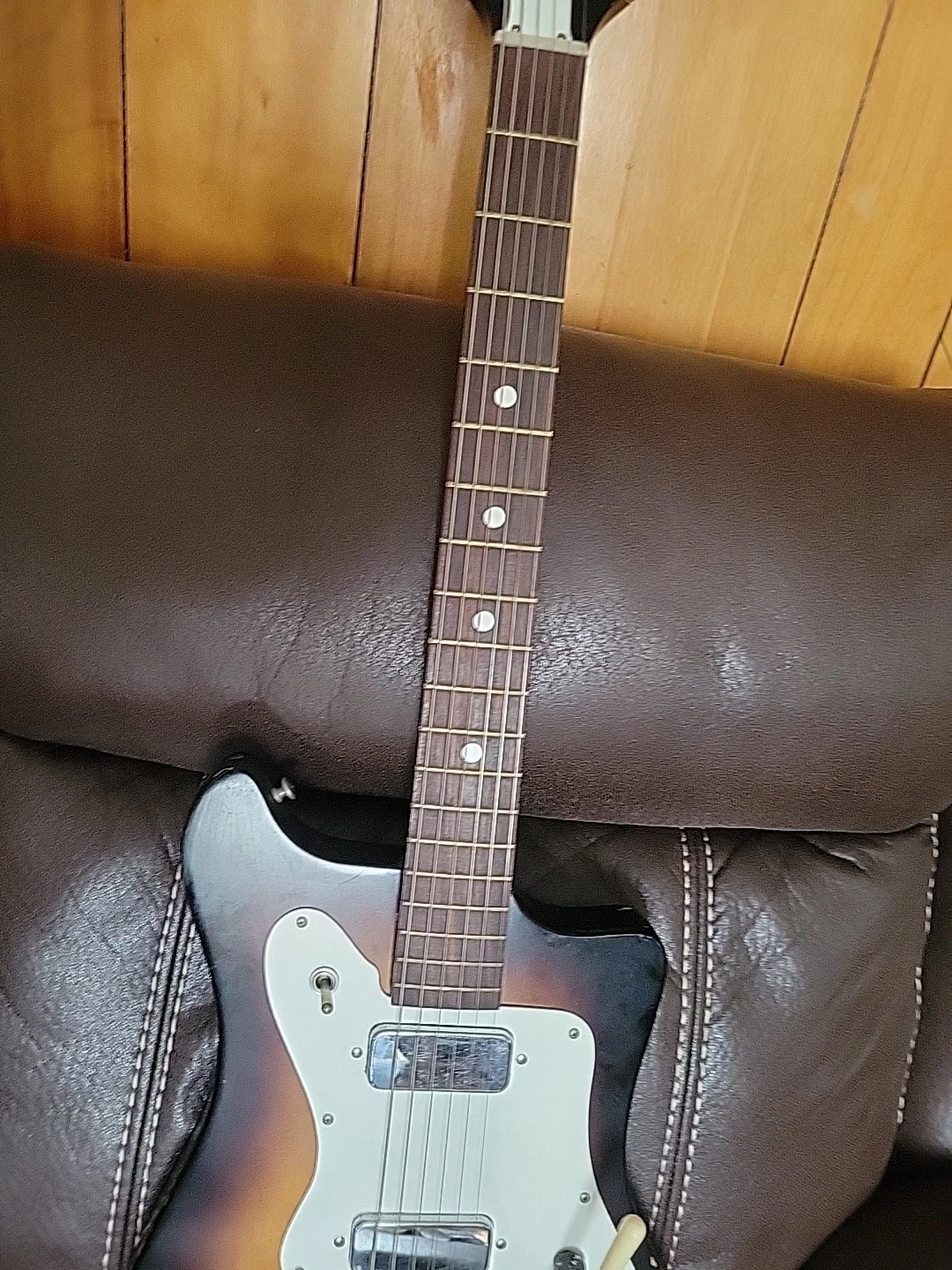 Picture 4 of 16