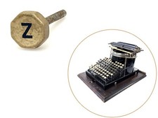 Yost No.1 Typewriter White z Key Antique Schreibmaschine Part Vtg Keytop thumbnail