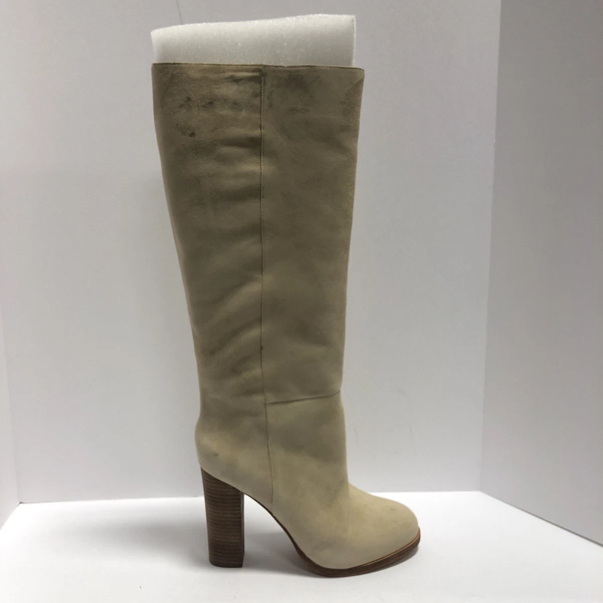 Vince camuto regina hot sale bootie