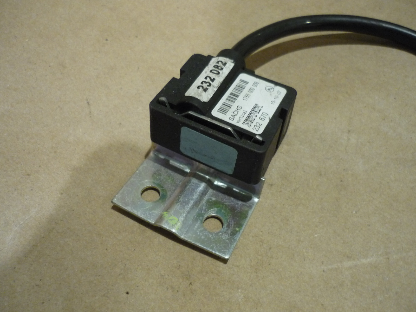 Maserati 4200,GranTurismo,Quattroporte-Vertical Acceleration Sensor-P/N 232082