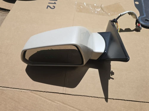 2008-2014 Cadillac CTS Side Mirror Power Window Front left Driver 25951503 oem