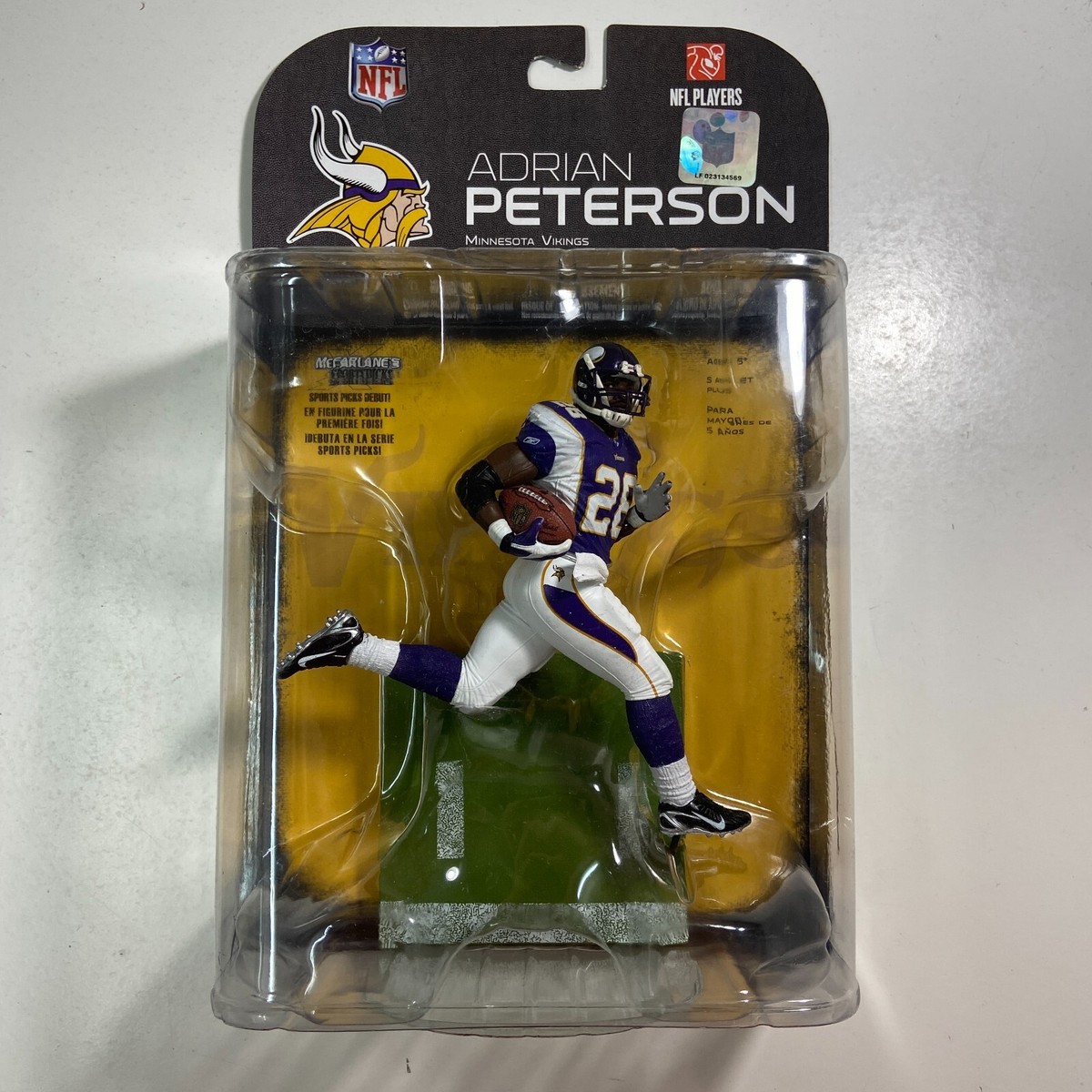ADRIAN PETERSON 2008 MCFARLANE SERIES 18 MINNESOTA VIKINGS ADRIAN PETERSON 2008 MCFARLANE SERIES 18 MINNESOTA VIKINGS