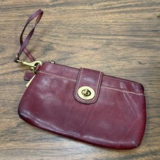 Vtg Y2K Coach Legacy Distressed Leather Flap Wristlet w/Turnlock Burgundy Flaws