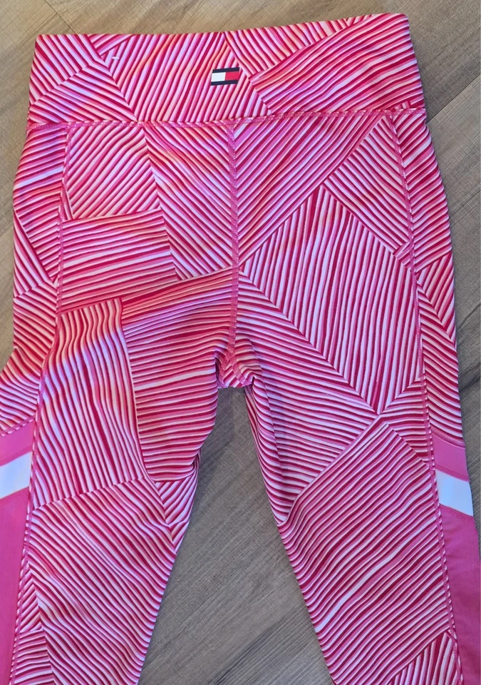 Women’s Tommy Hilfiger Red Sport Leggings Size Small Candy Cane Striped - Image 3 of 4