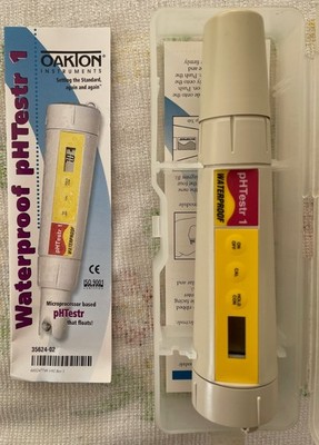 NEW Oakton Waterproof pHTestr 1 pH Meter 35624-02   pH Range 1.0-14.0