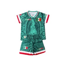 Set Virgencita de Guadalupe para niños color verde