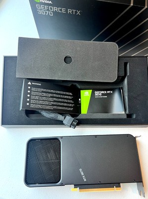NVIDIA RTX 3070 Founders Edition 8GB GDDR6 GPU   Excellent Condition w/ Box