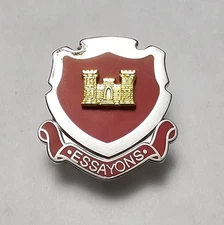 US Army Engineer Corps ESSAYONS Hat Or Lapel Pin