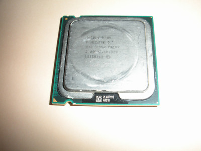 Intel Pentium D 930 Dual Core 3,00GHz ; Sockel 775