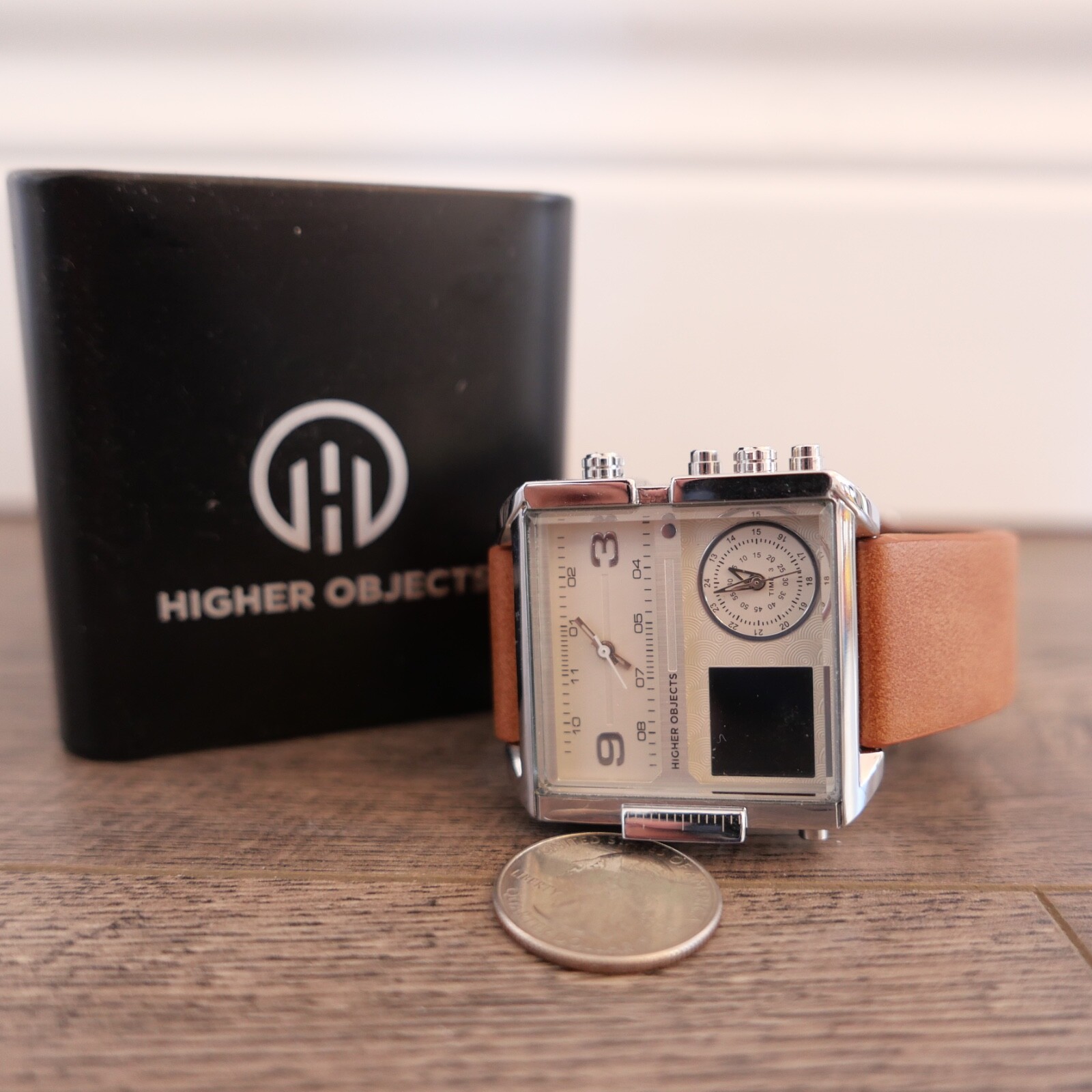 Higher Objects 1584 Square Frame Wrist Watch LCD … - image 1