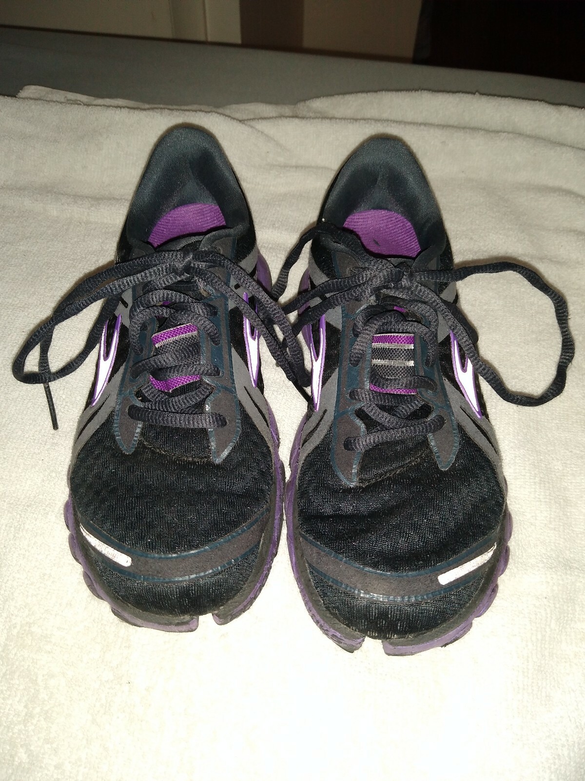 brooks ariel 16