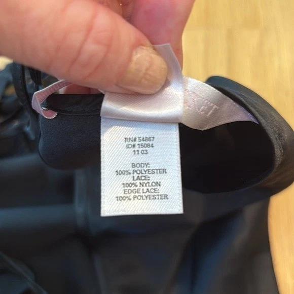 UNDERCOVER Abito slip Victoria's Secret nero rosa lingerie birra Madison taglia XS