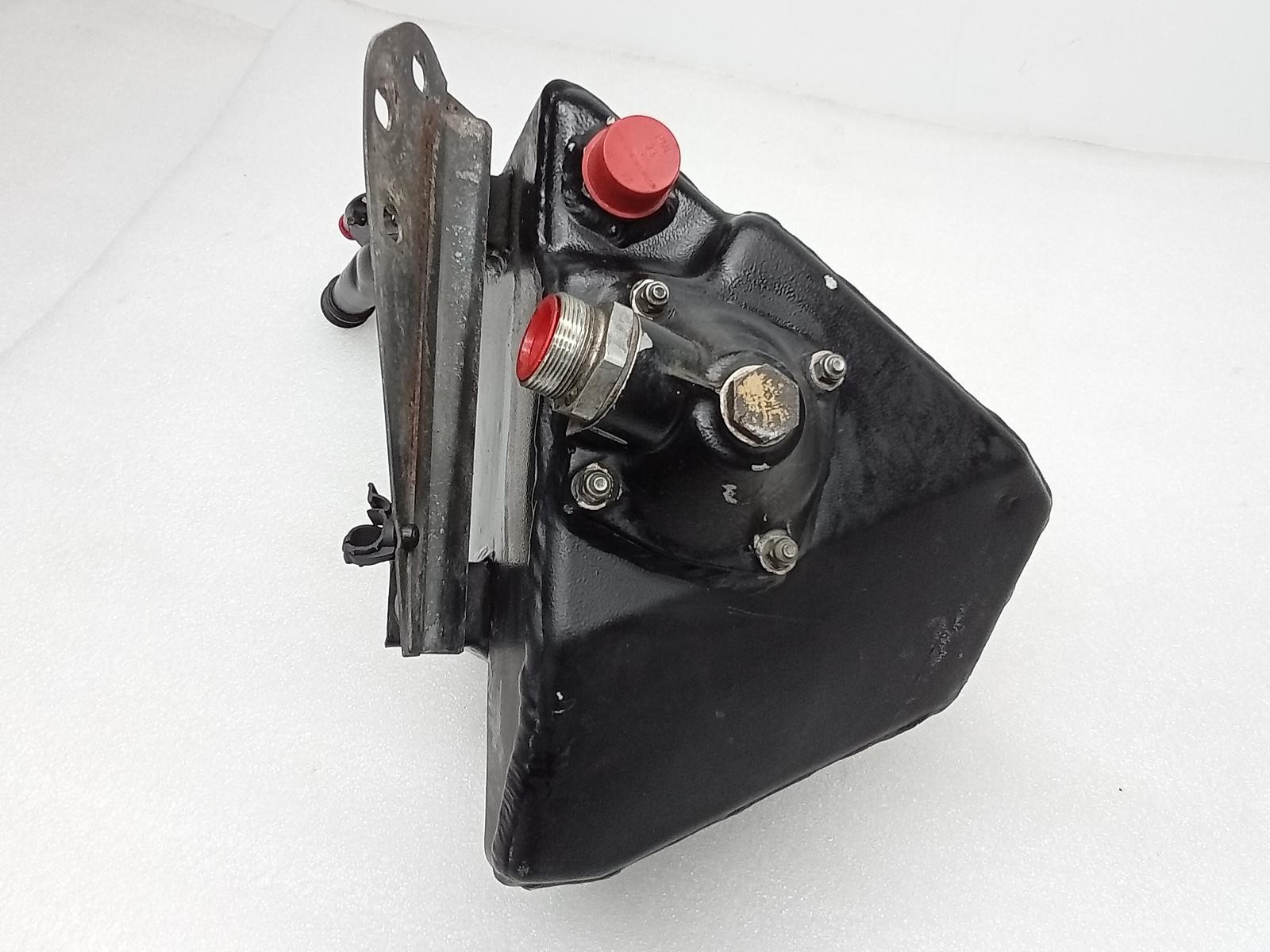 2005-2007 Maserati Quattroporte M139 4.2L Engine Oil Reservoir Dry Sump Tank