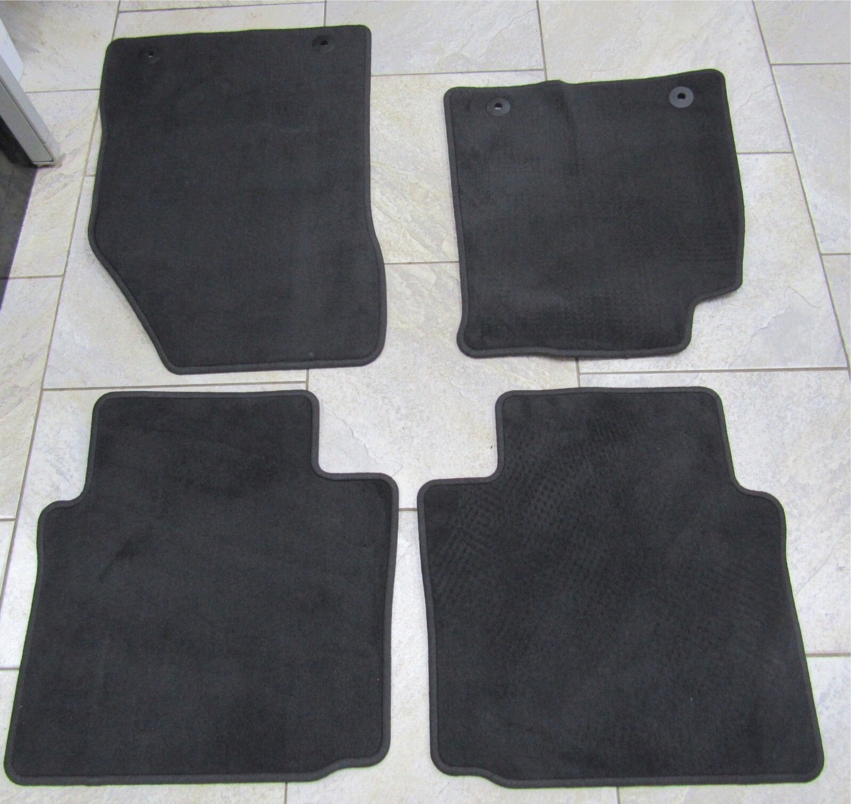 Set Of Genuine GM OEM Floor Mats LH RH Front & LH RH Rear Black 