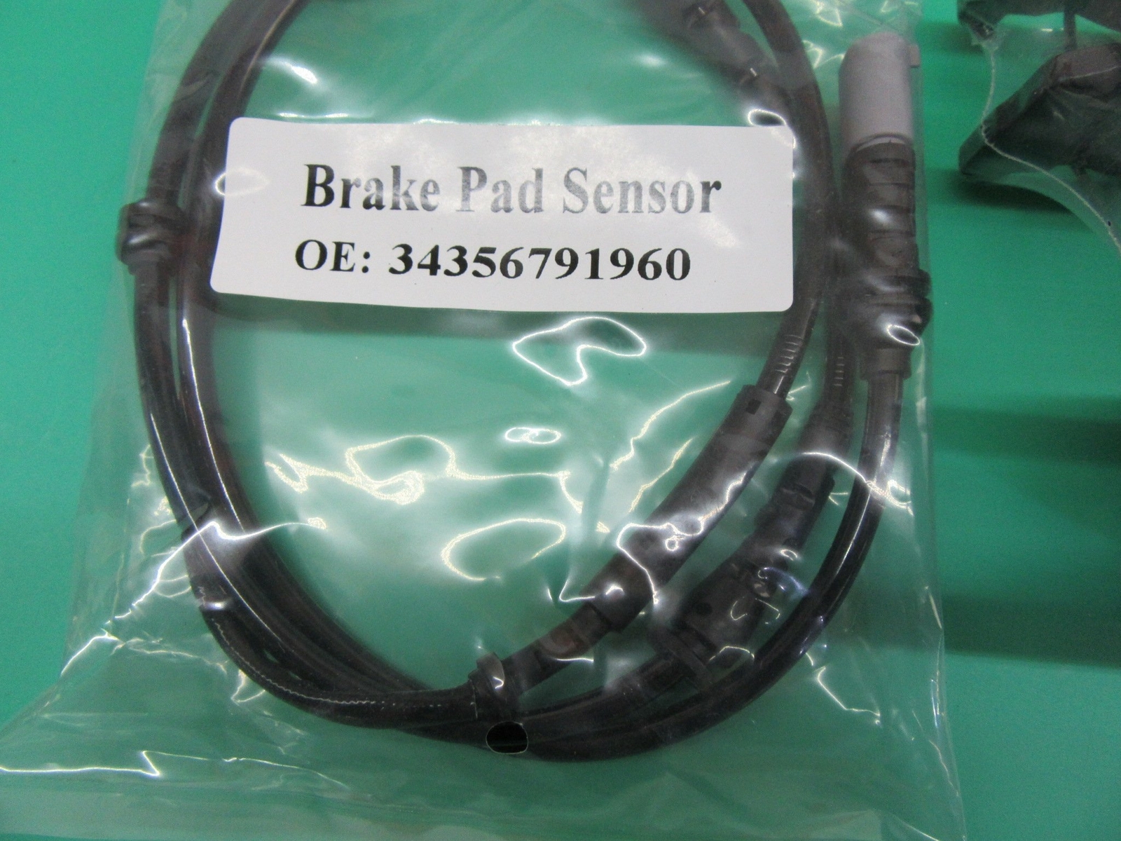 Rolls Royce Ghost Wraith Dawn rear brake pads set + wear sensor