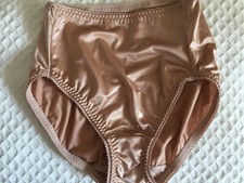 S 28" 30" Vanity Fair Silky Satin Stretch 2nd Skin Femme CD Panties Briefs