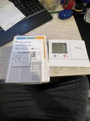 Daikin D4273 7-Day Programmable Thermostat  Universal  Digital  1/2'' NPT Goodman