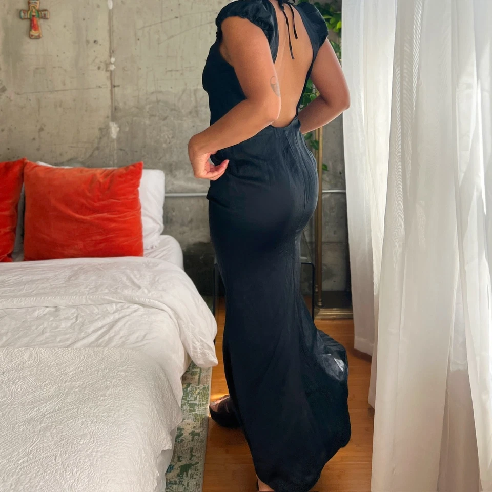 vestido mujer reformation 100% seda Foto 4 de 4